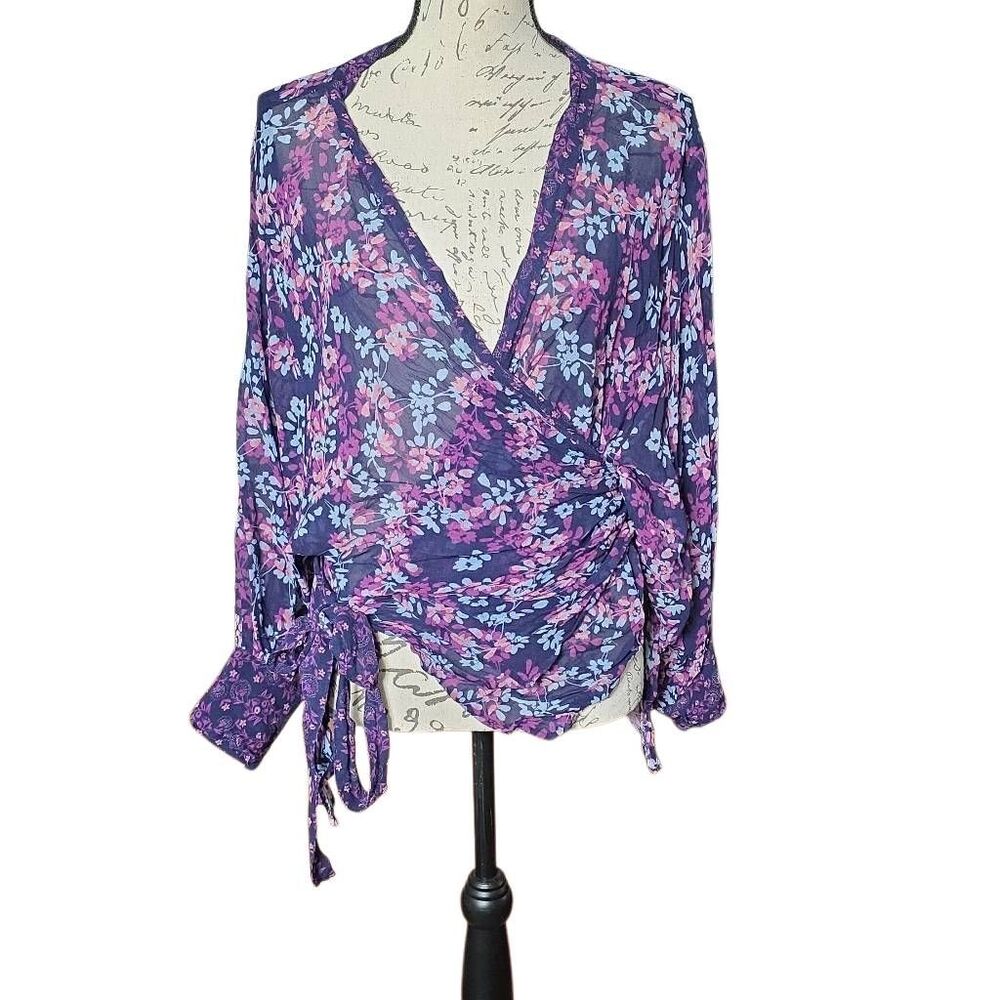 Coldwater Creek Women's Size 1X/2X Navy Purple Floral Print Wrap Blouse